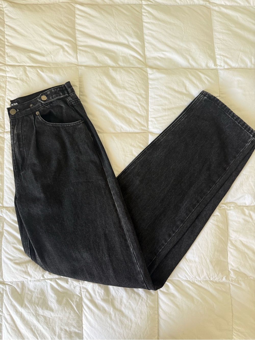 High-Waist Black Baggy Straight-Leg Jeans